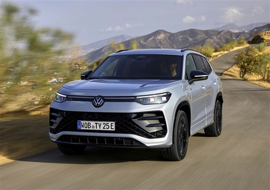 شرایط فروش نقدی فولکس واگن تایرون L با قیمت قطعی و تحویل ۲ ماهه + جدول اسفند ۱۴۰۴ 